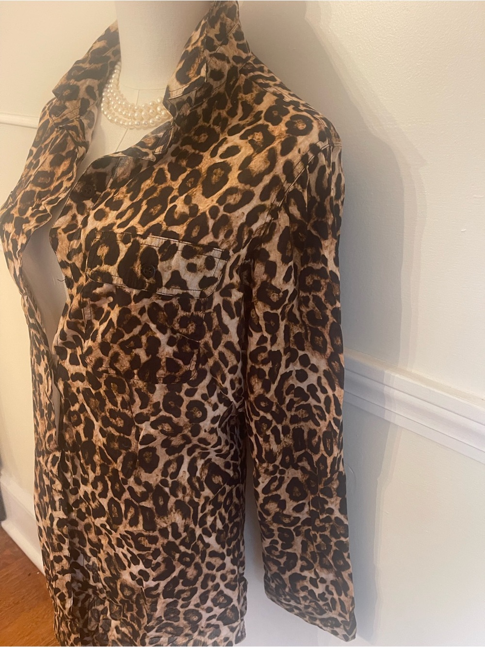 Lauren Ralph Lauren Brown & Black Leopard-Print Button Down Shirt - Picture 3 of 6